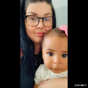 Meet your Posher, Kayla